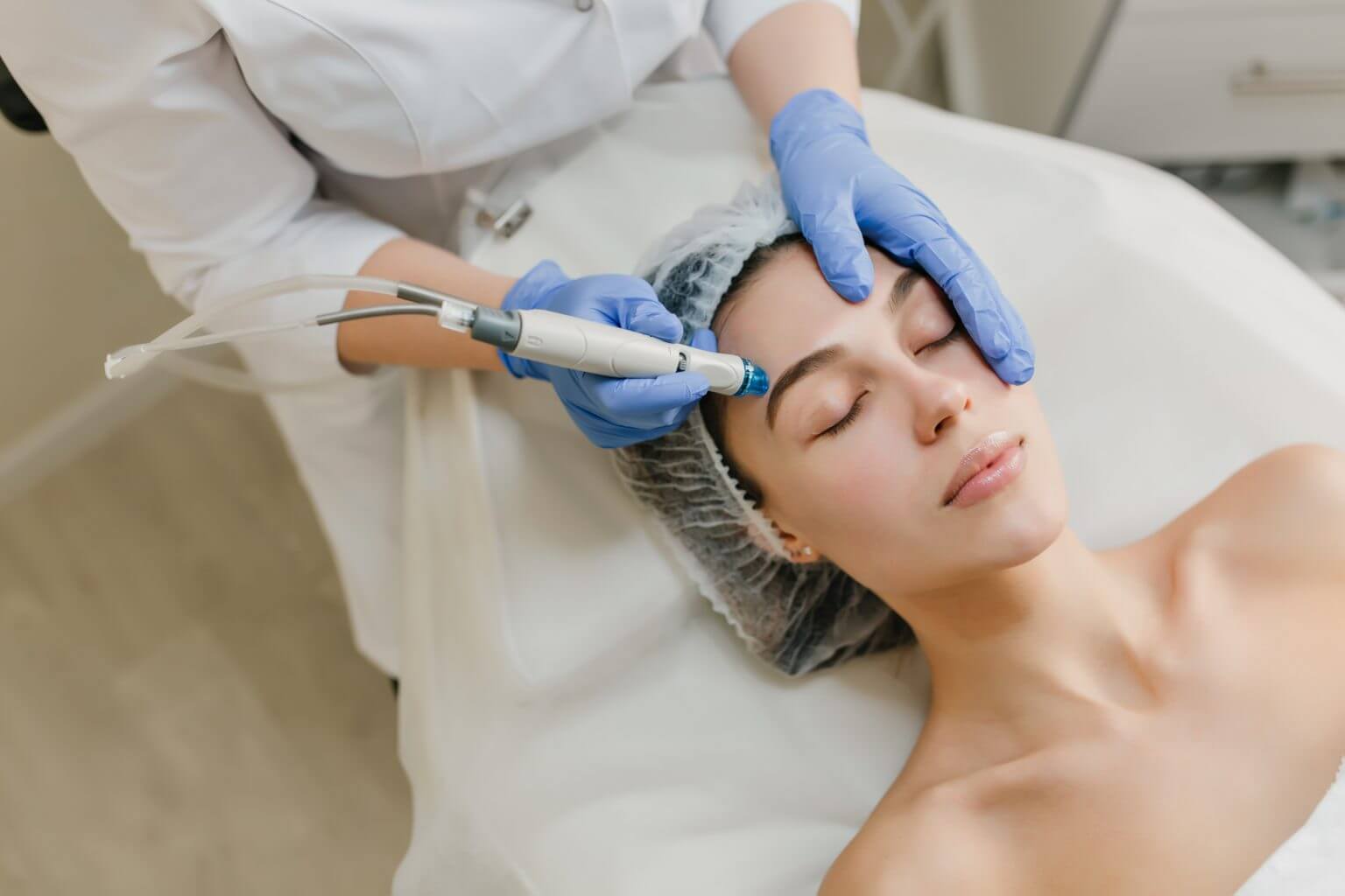 ¿Qué es un rejuvenecimiento facial?
