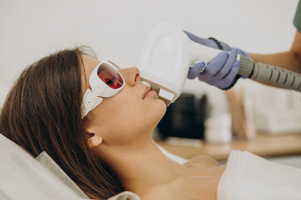 ¿Conocías estos beneficios del rejuvenecimiento facial con láser?